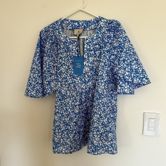 Southern Charm Style Tuckernuck x Cameran Eubanks Blooms on Broad Flutter Sleeve - Picture 5 of 10